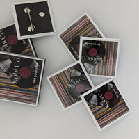 Set your vibe lapel pin - Love Kobi Co.