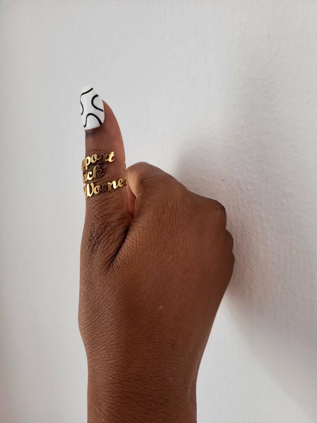 Support Black Women 18K Gold Plated Ring - Kobi Co.